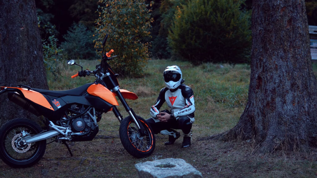 MotoLouie – Emisiune Tip Showcase